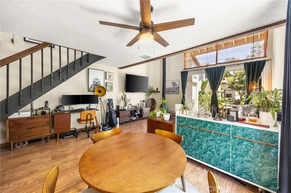122 Kauai Placentia, CA 92870