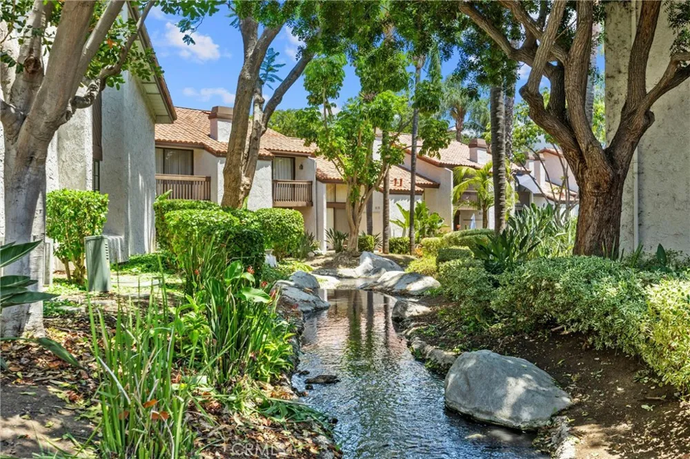 122 Kauai Placentia, CA 92870