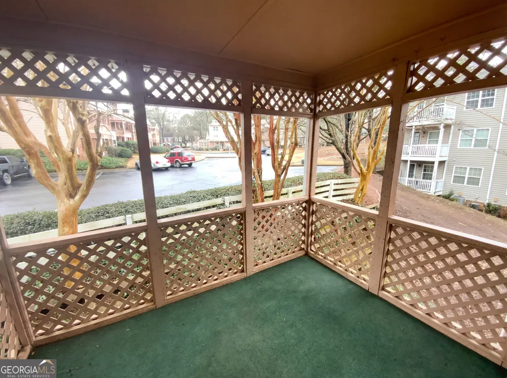 311 Quail RUN Roswell, GA 30076