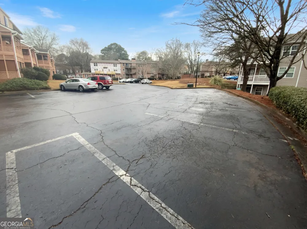 311 Quail RUN Roswell, GA 30076