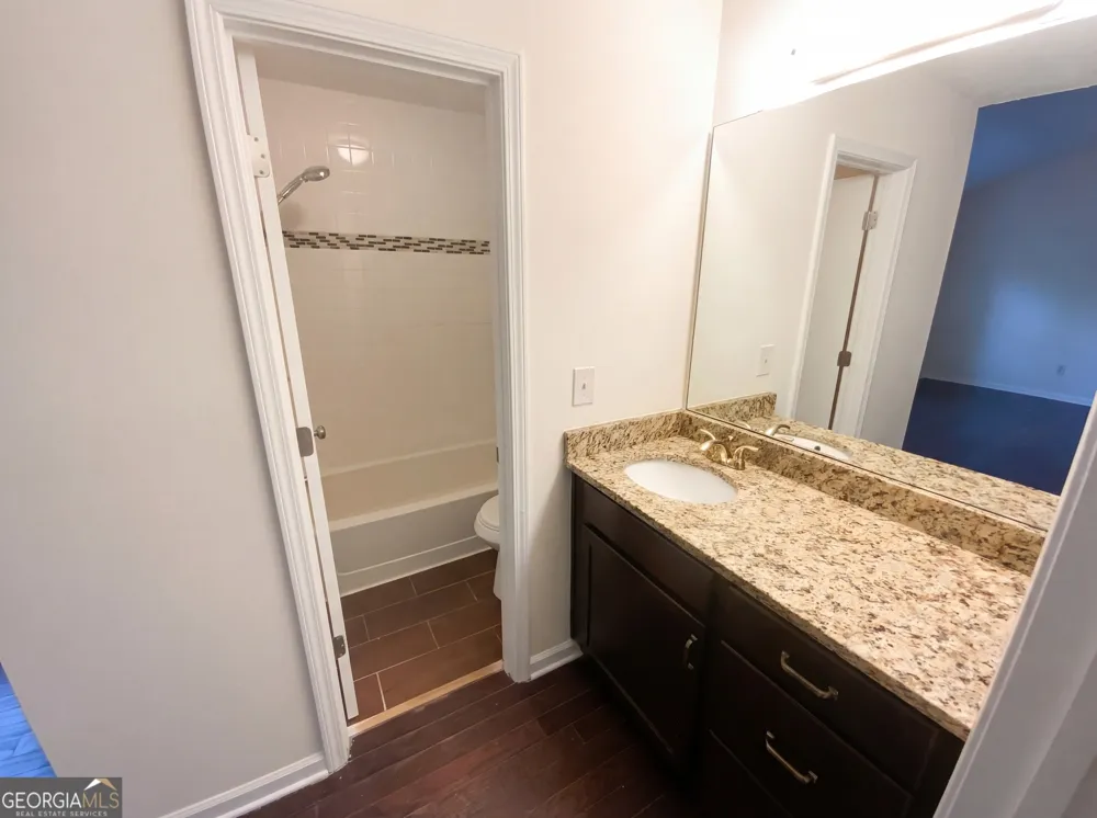 311 Quail RUN Roswell, GA 30076