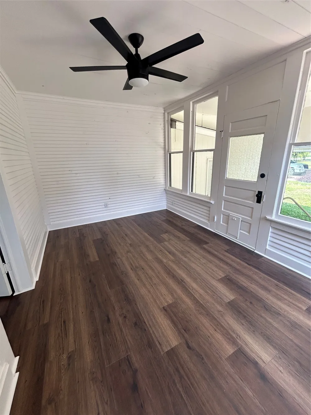 402 E Navasota Street Groesbeck, TX 76642