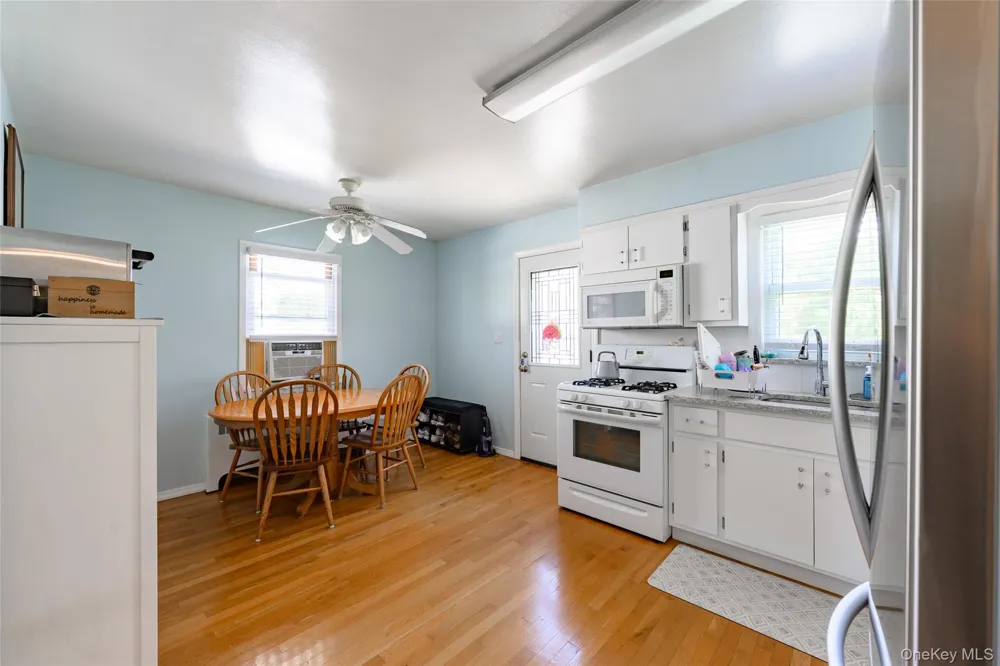 1316 Telegram Avenue Elmont, NY 11003
