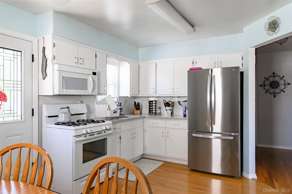 1316 Telegram Avenue Elmont, NY 11003