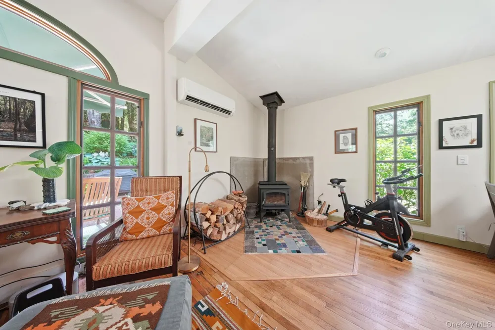 10 Church Road Mountain Dale, NY 12763