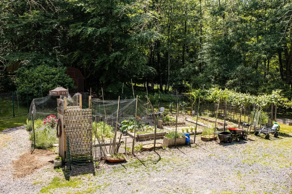10 Church Road Mountain Dale, NY 12763