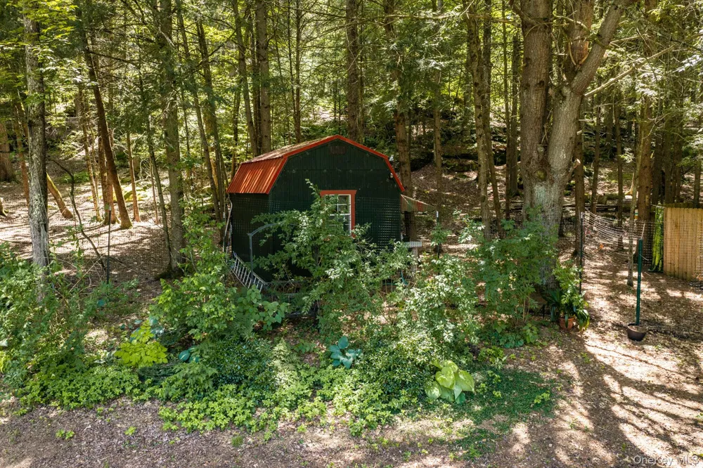 10 Church Road Mountain Dale, NY 12763