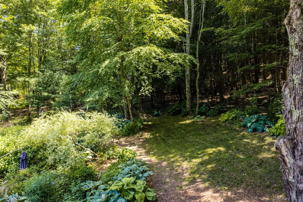 10 Church Road Mountain Dale, NY 12763