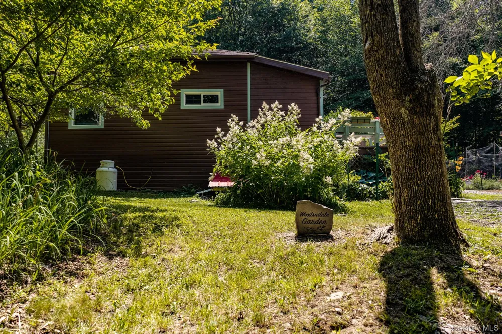 10 Church Road Mountain Dale, NY 12763