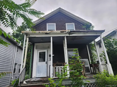 16 Field Street