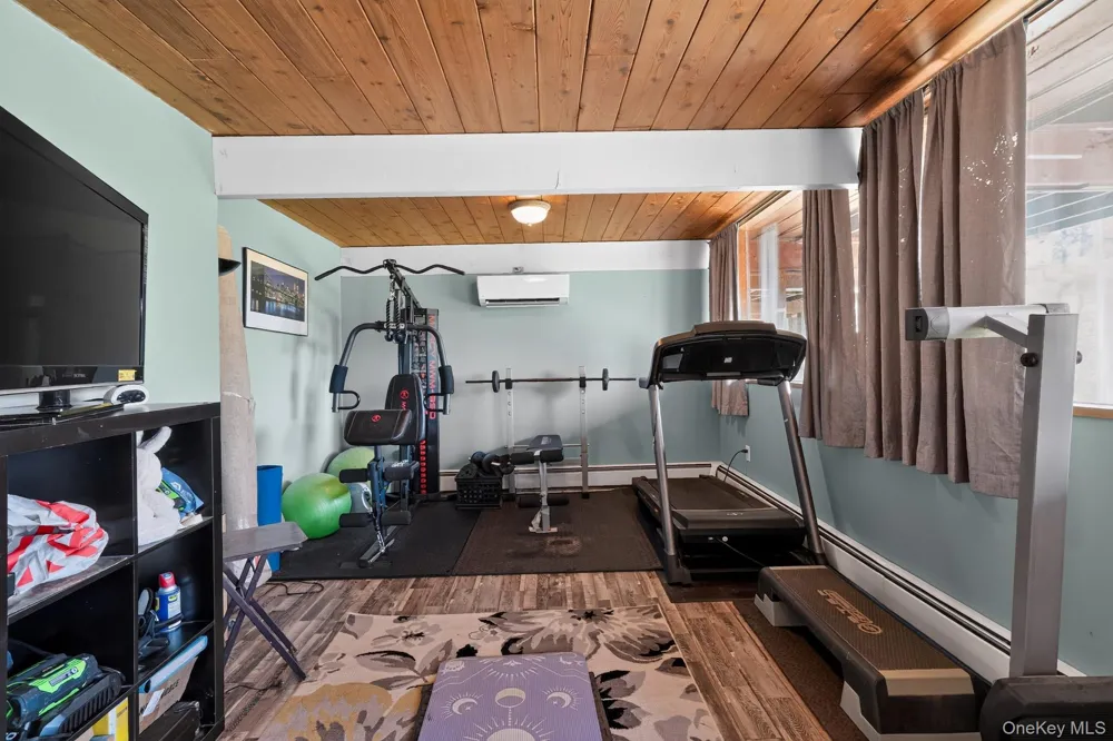 424 Laroe Road Chester, NY 10918