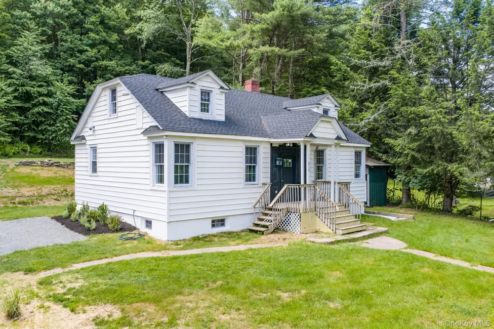810 Benton Hollow Road Woodbourne, NY 12788