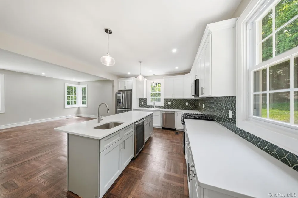 810 Benton Hollow Road Woodbourne, NY 12788