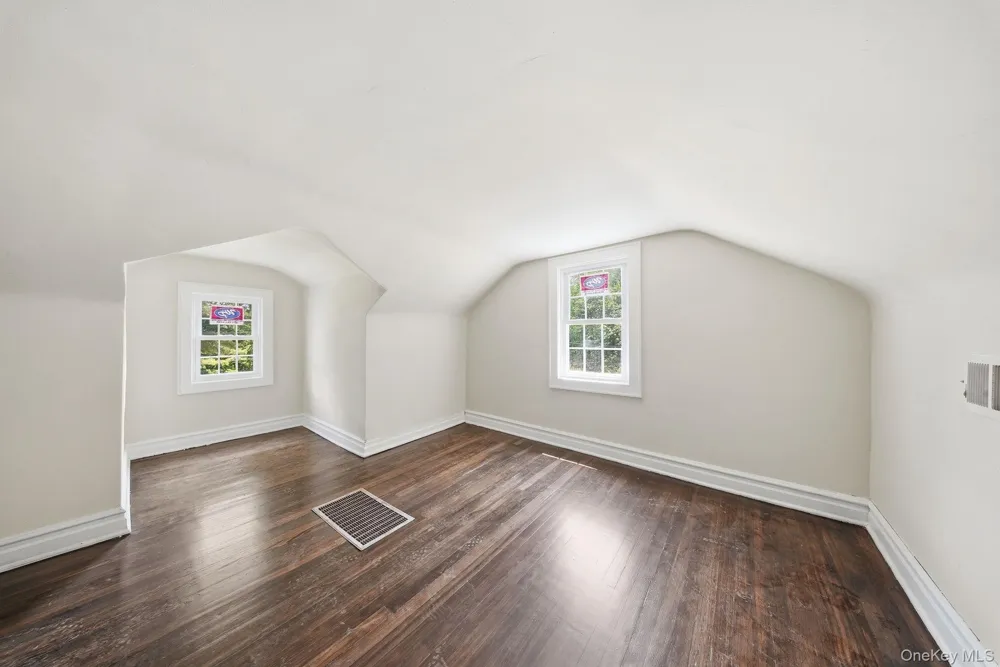 810 Benton Hollow Road Woodbourne, NY 12788