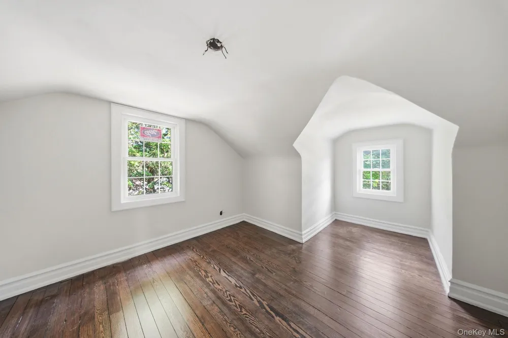 810 Benton Hollow Road Woodbourne, NY 12788
