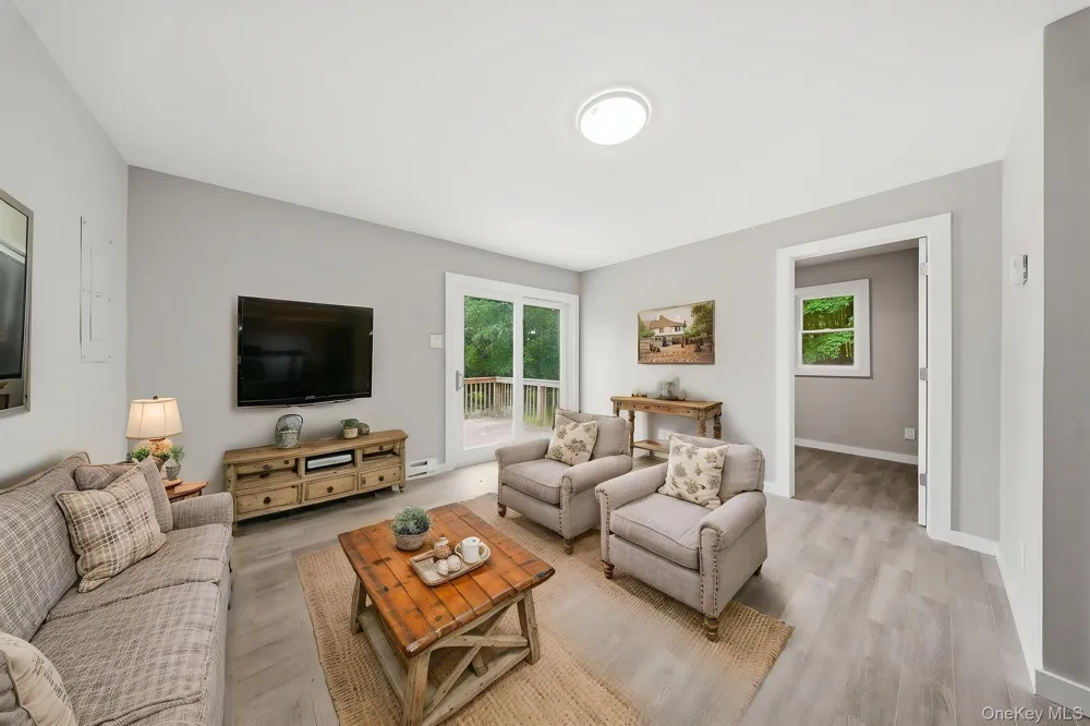 810 Benton Hollow Road Woodbourne, NY 12788