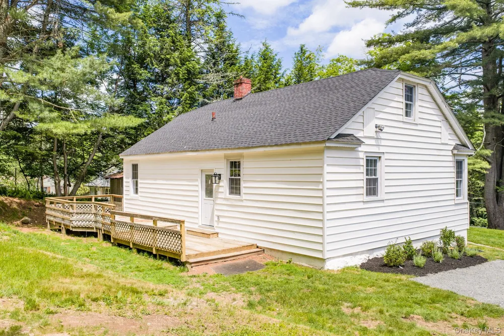 810 Benton Hollow Road Woodbourne, NY 12788