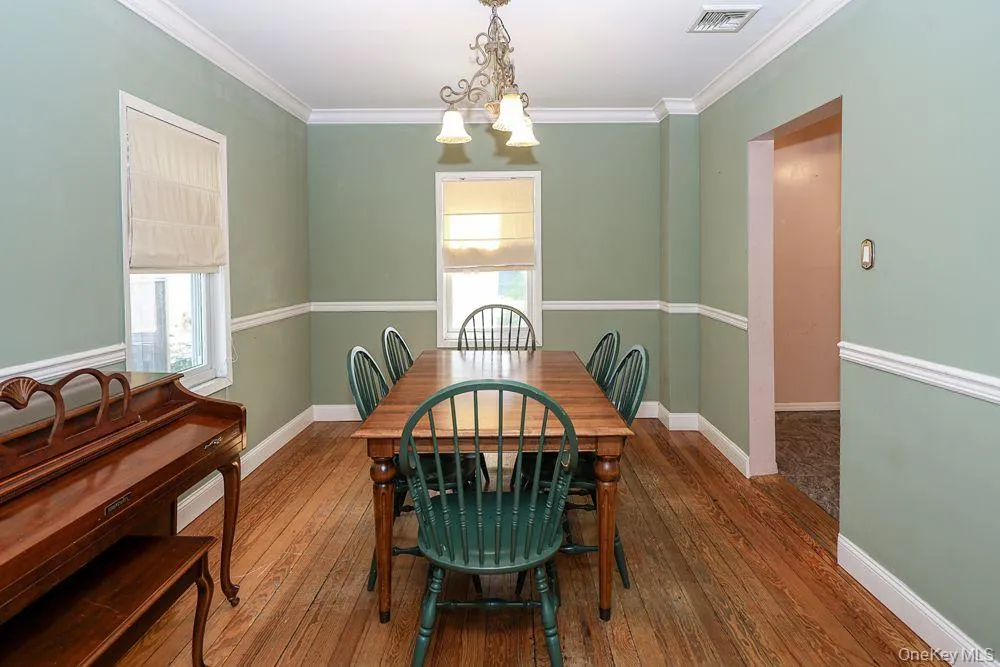 81 Summers Street Oyster Bay, NY 11771