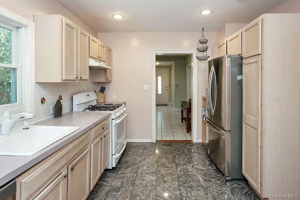 81 Summers Street Oyster Bay, NY 11771