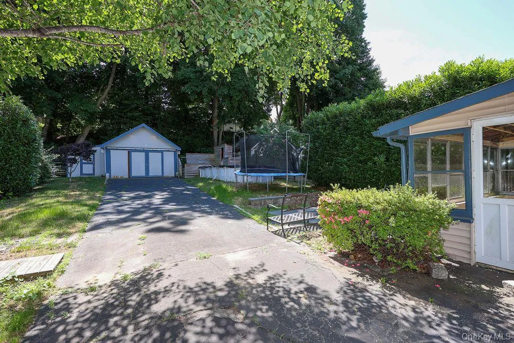 81 Summers Street Oyster Bay, NY 11771