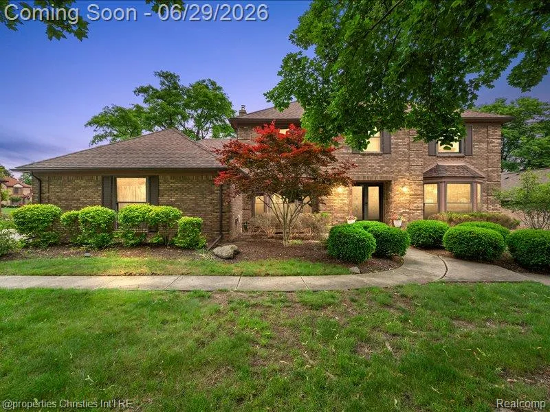 38696 Wakefield Court Northville City, MI 48167
