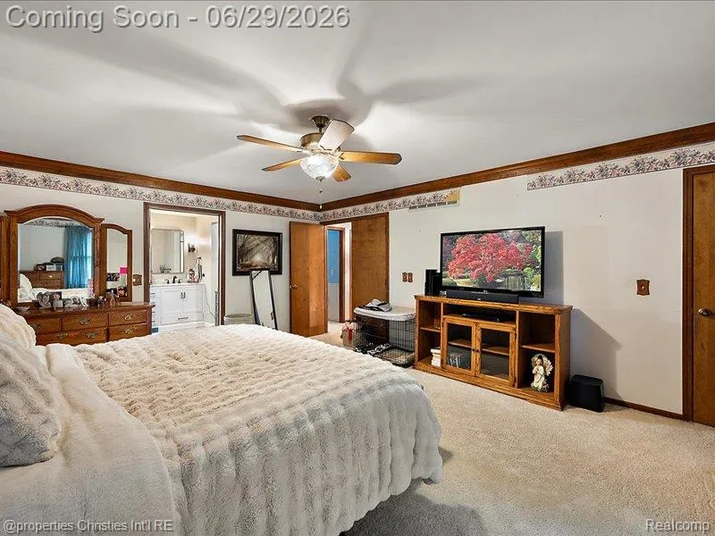 38696 Wakefield Court Northville City, MI 48167