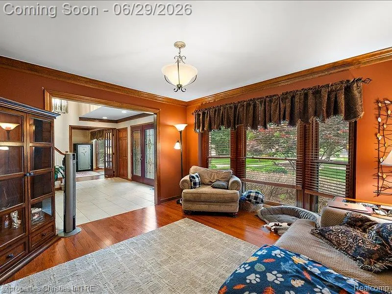 38696 Wakefield Court Northville City, MI 48167
