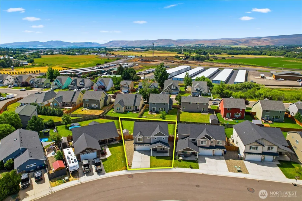 1904 W Sunnyview Lane Ellensburg, WA 98926