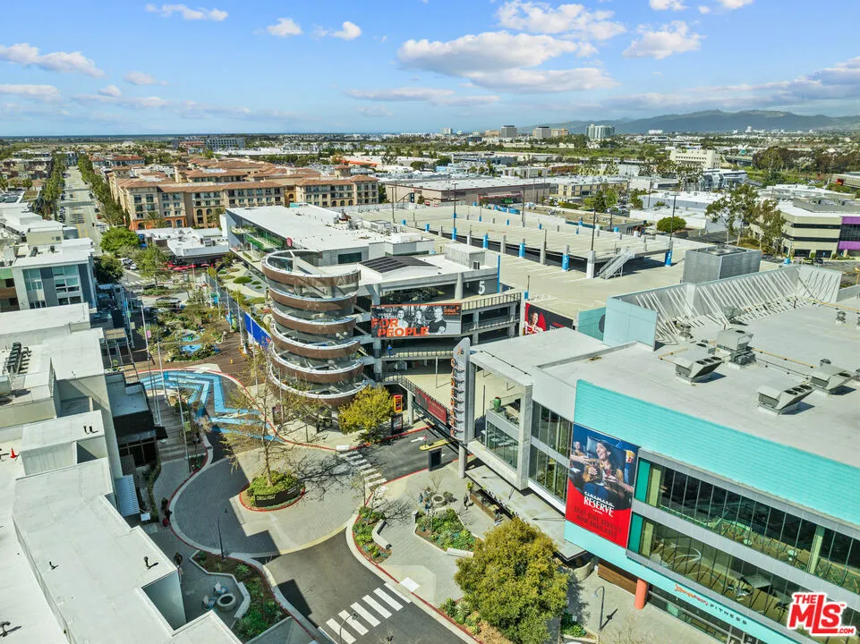 13045 Pacific Promenade #340 Los Angeles, CA 90094