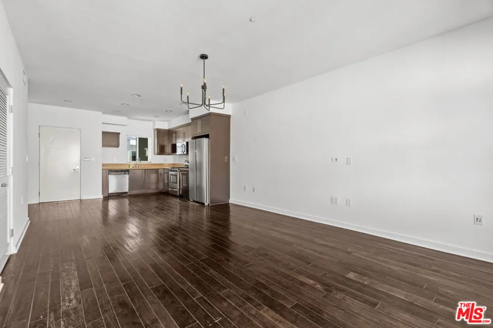 13045 Pacific Promenade #340 Los Angeles, CA 90094
