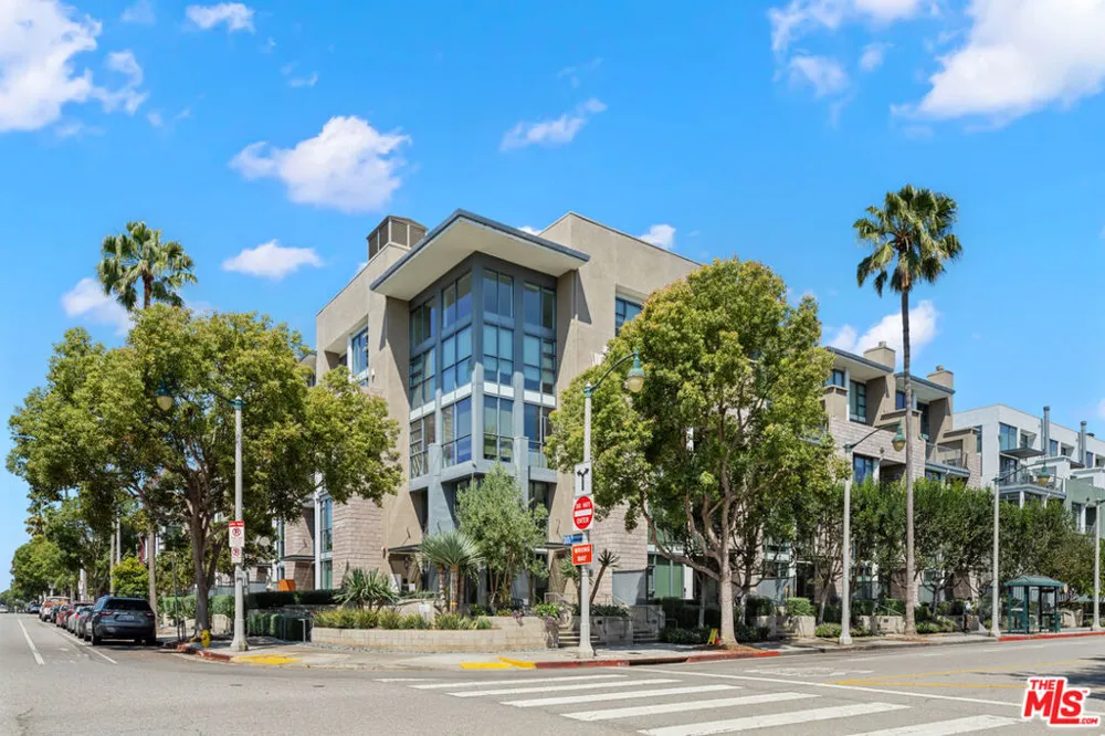 13045 Pacific Promenade #340 Los Angeles, CA 90094