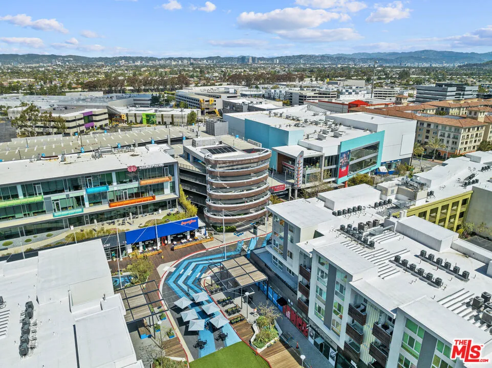 13045 Pacific Promenade #340 Los Angeles, CA 90094