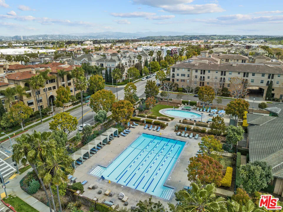 13045 Pacific Promenade #340 Los Angeles, CA 90094