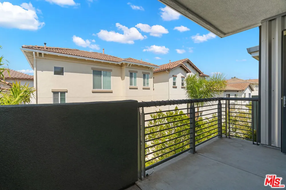 13045 Pacific Promenade #340 Los Angeles, CA 90094