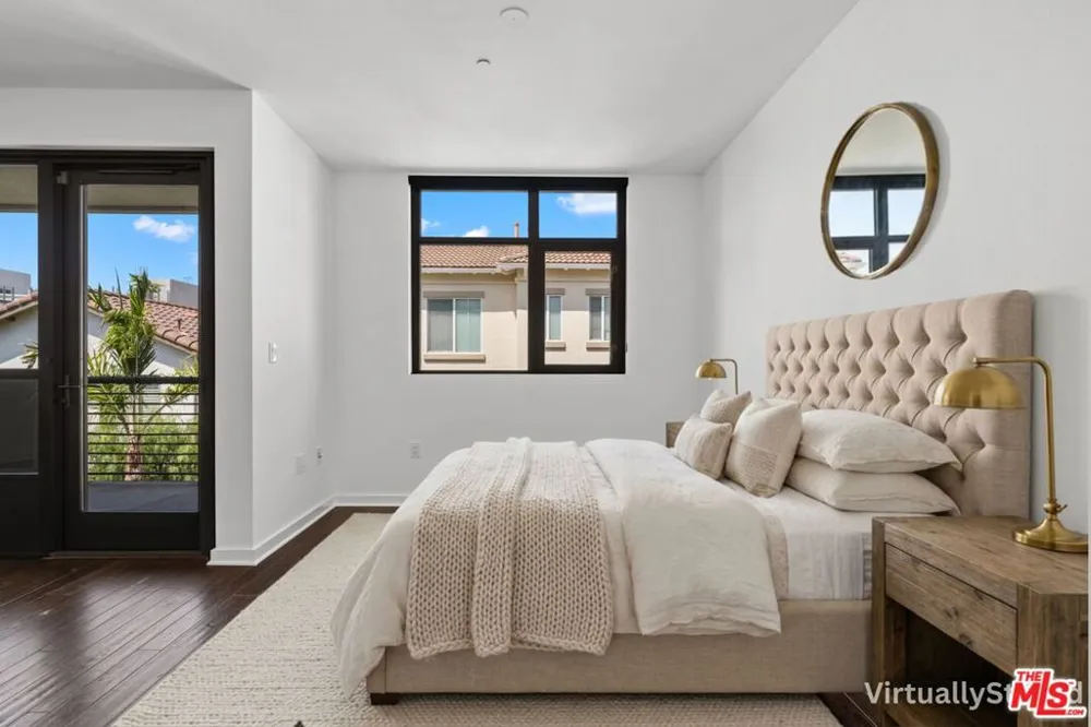 13045 Pacific Promenade #340 Los Angeles, CA 90094