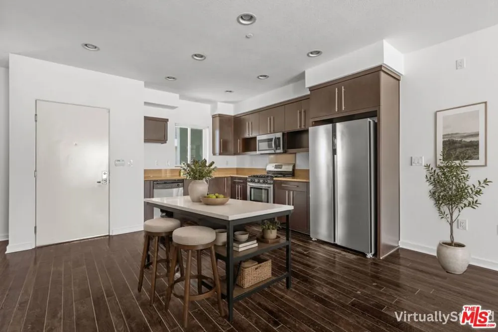 13045 Pacific Promenade #340 Los Angeles, CA 90094