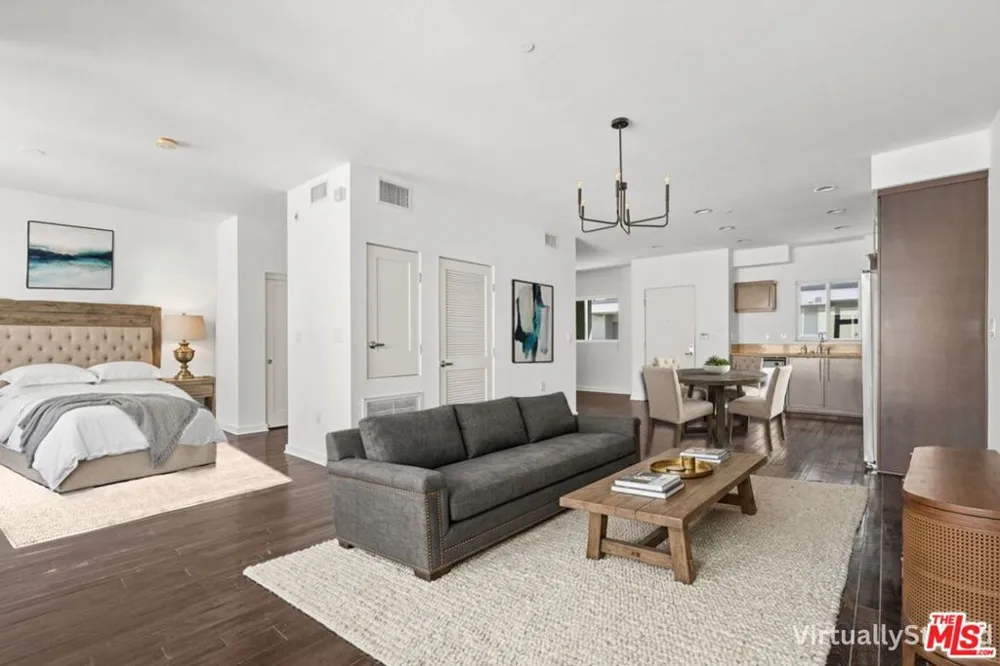 13045 Pacific Promenade #340 Los Angeles, CA 90094