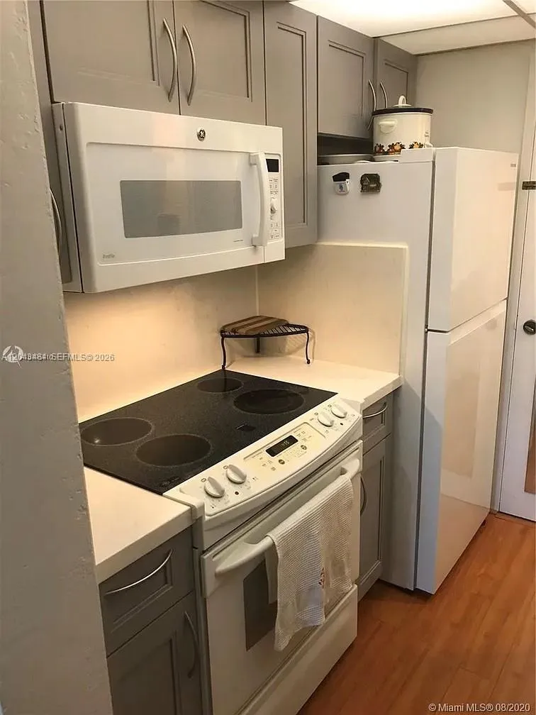 1205 Mariposa Ave #428 Coral Gables, FL 33146