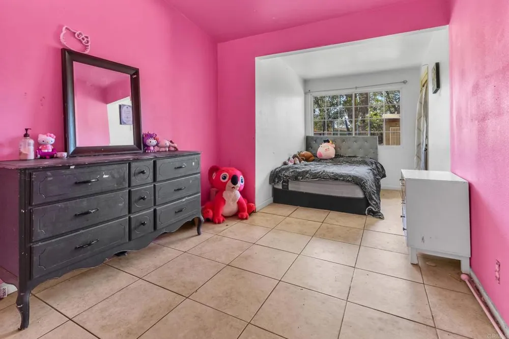 610 W 11th Avenue Escondido, CA 92025