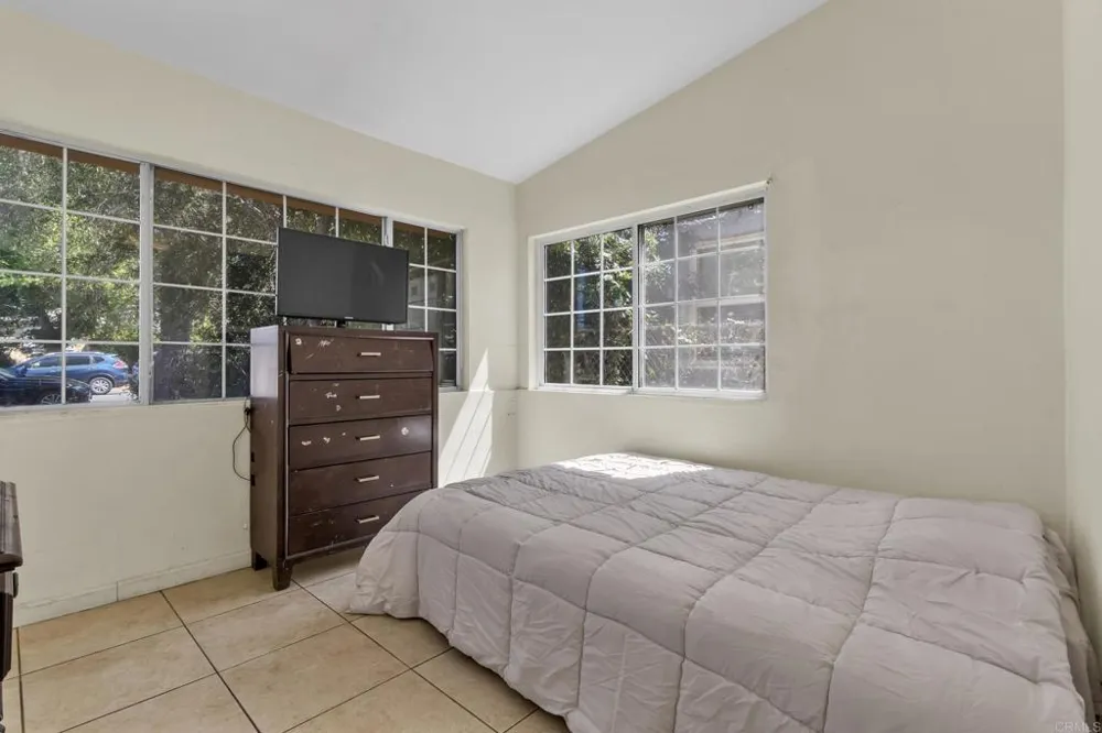 610 W 11th Avenue Escondido, CA 92025