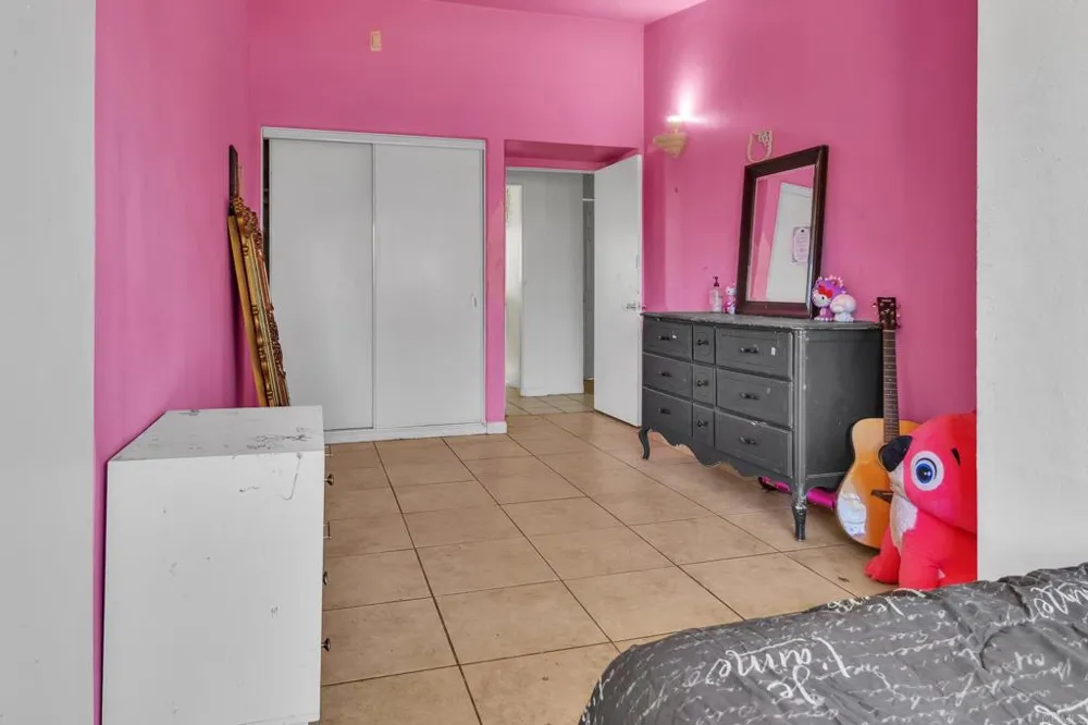 610 W 11th Avenue Escondido, CA 92025