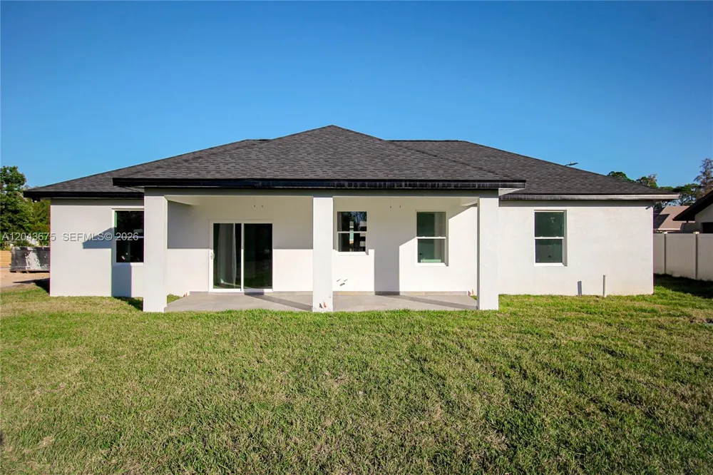3915 EL RADO AVE Sebring, FL 33872
