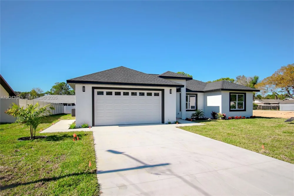 3915 EL RADO AVE Sebring, FL 33872
