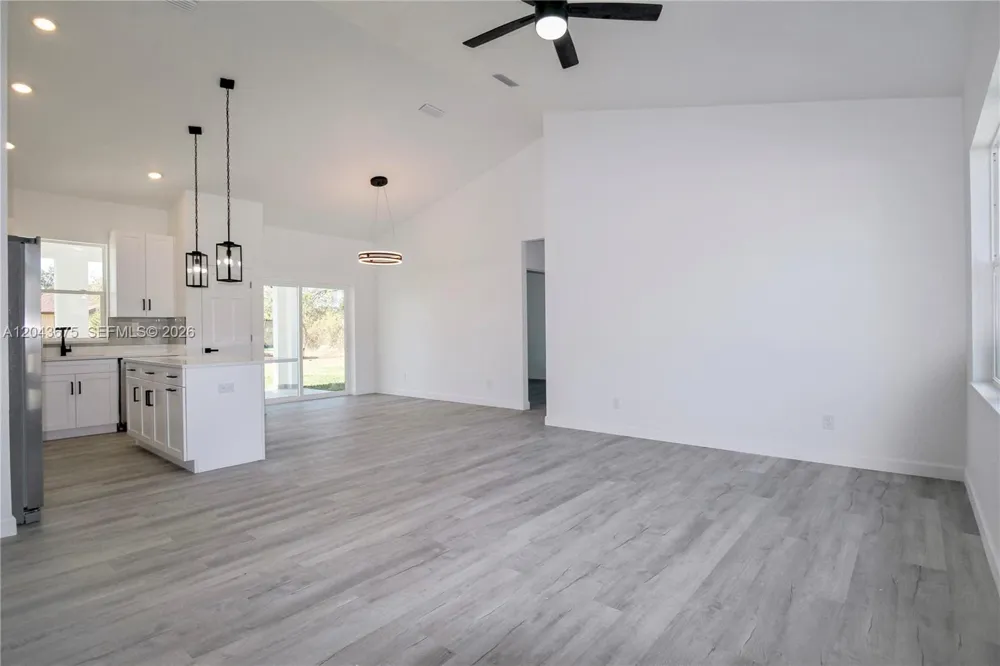 3915 EL RADO AVE Sebring, FL 33872