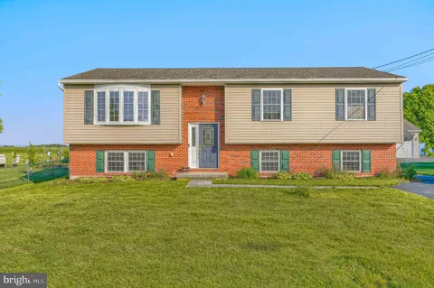 681 GRANT DRIVE