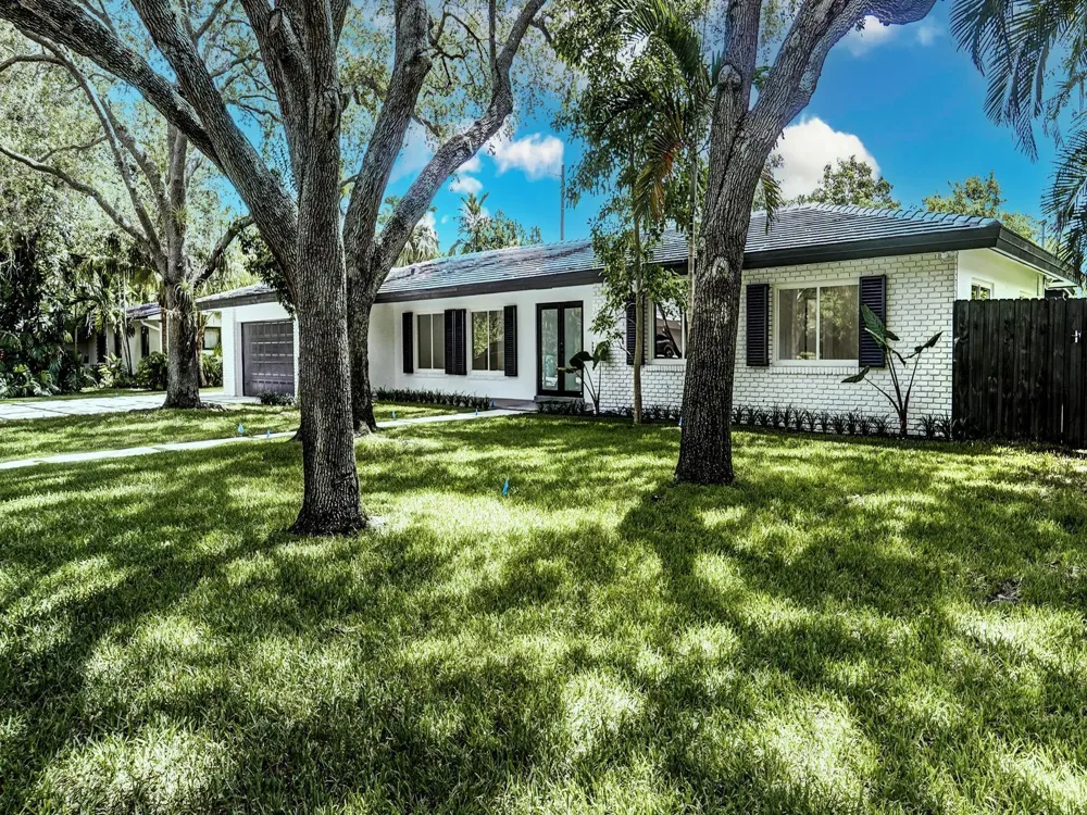 12305 SW 73rd Avenue Pinecrest, FL 33156