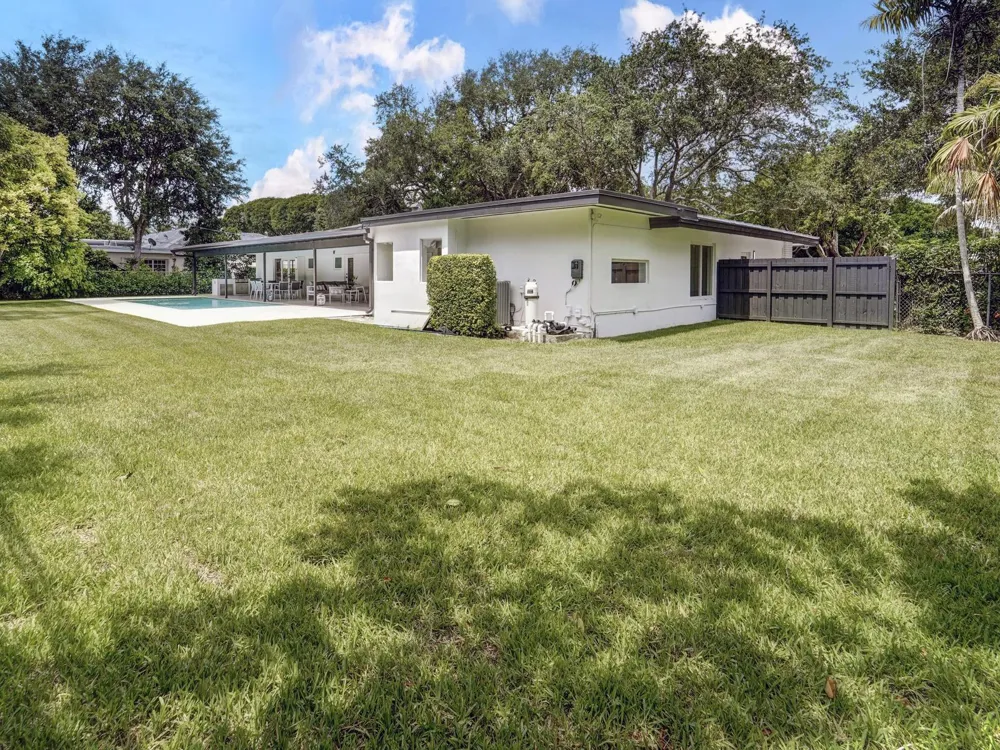 12305 SW 73rd Avenue Pinecrest, FL 33156