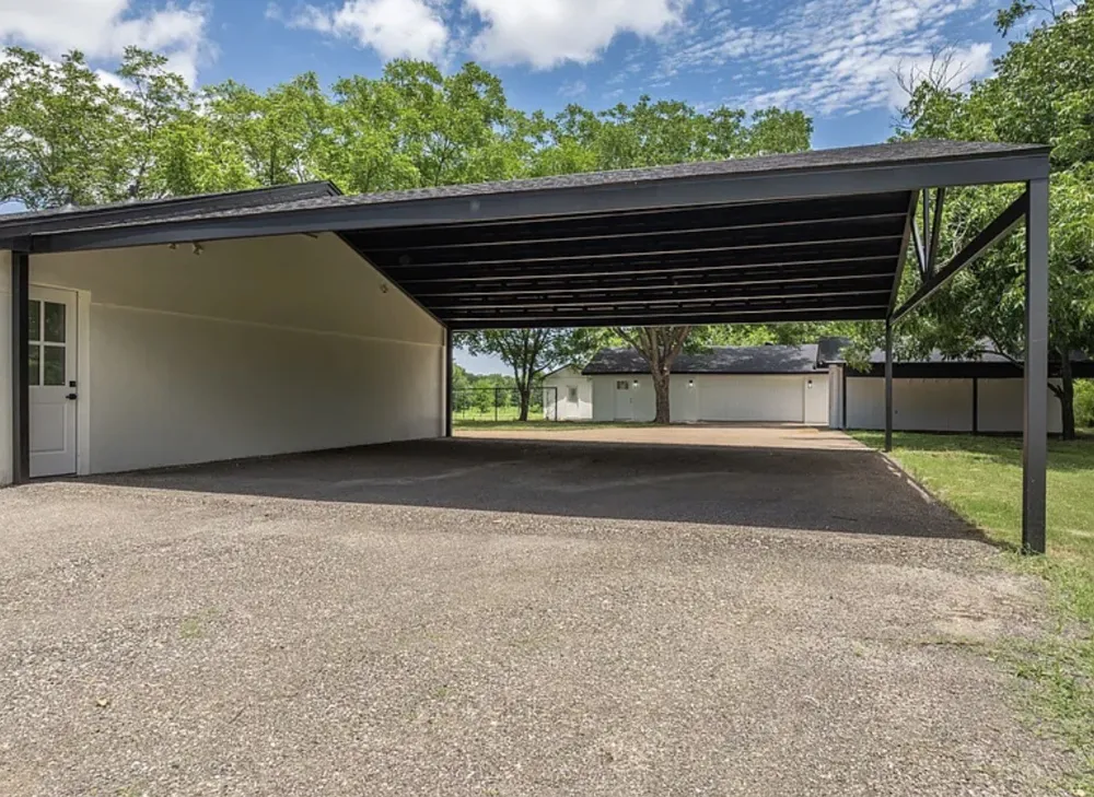616 E Moonlight Drive Robinson, TX 76706