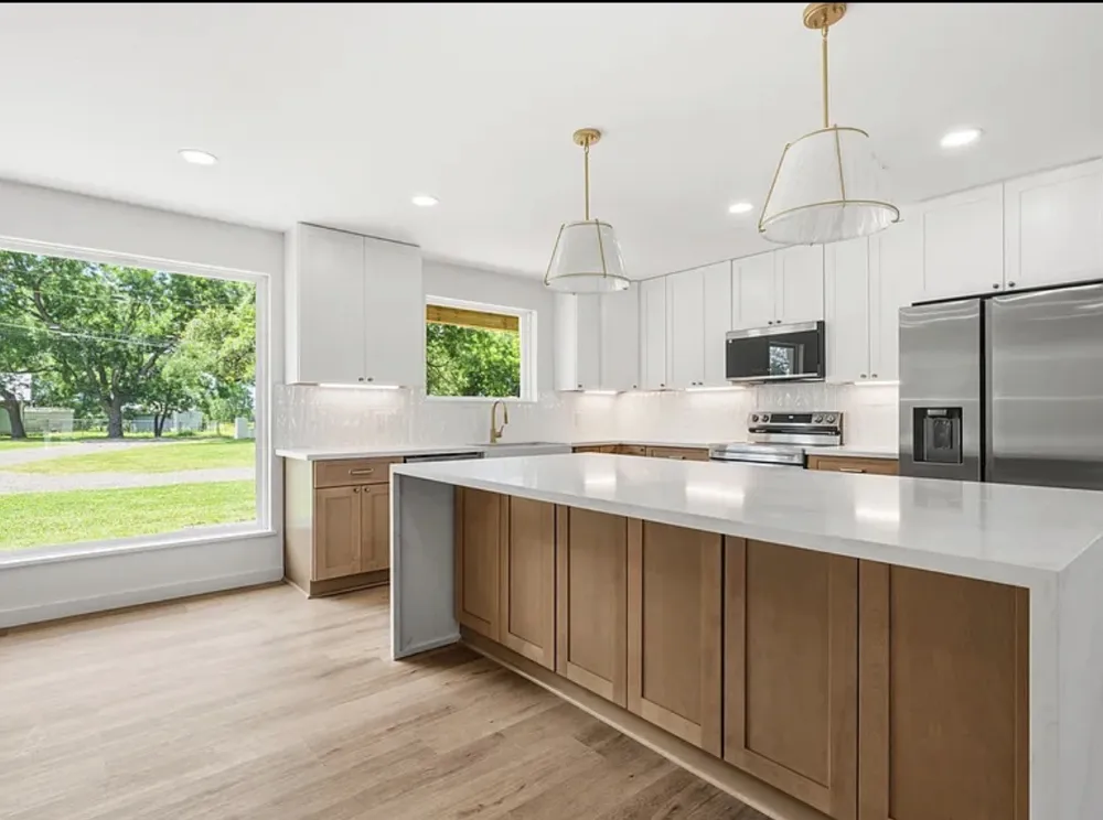 616 E Moonlight Drive Robinson, TX 76706