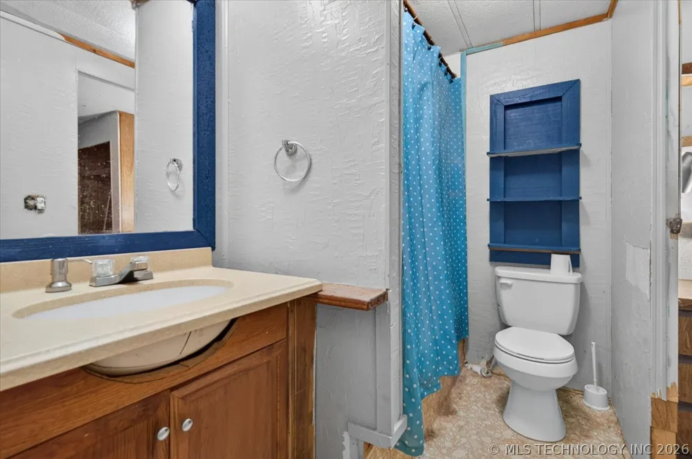 402951 W 2300 ROAD Bartlesville, OK 74006